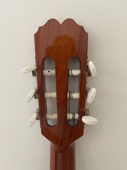 Guitarra Clássica Admira  1/2 (criança)