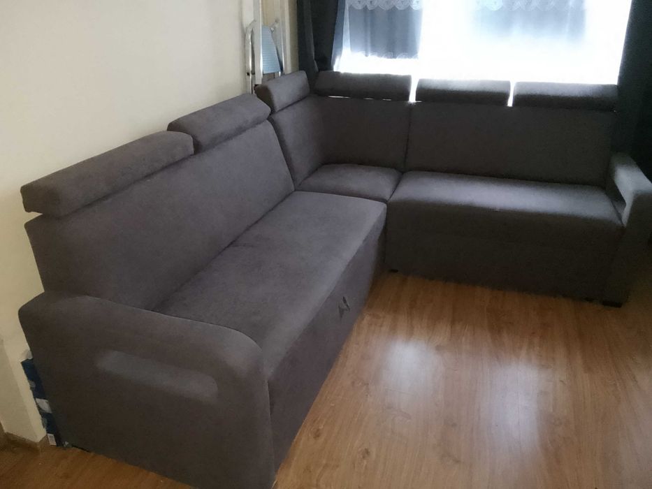 Sprzedam Narożnik Z Funkcją Spania Brązowy