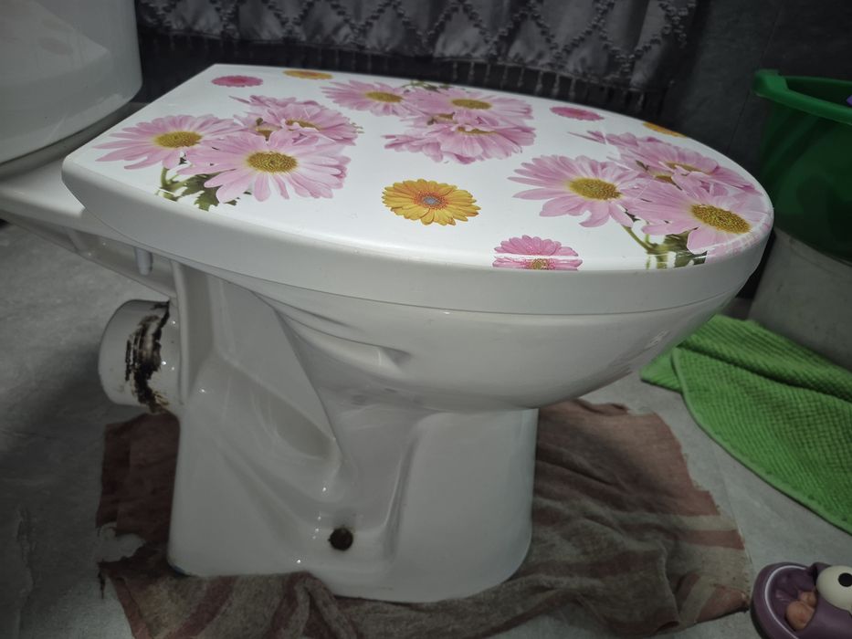 Продам унітаз бу