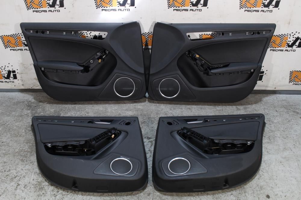 Quartelas / Forras Das Portas Audi A4 (8K2, B8)  Quartela Audi A4 B8 E