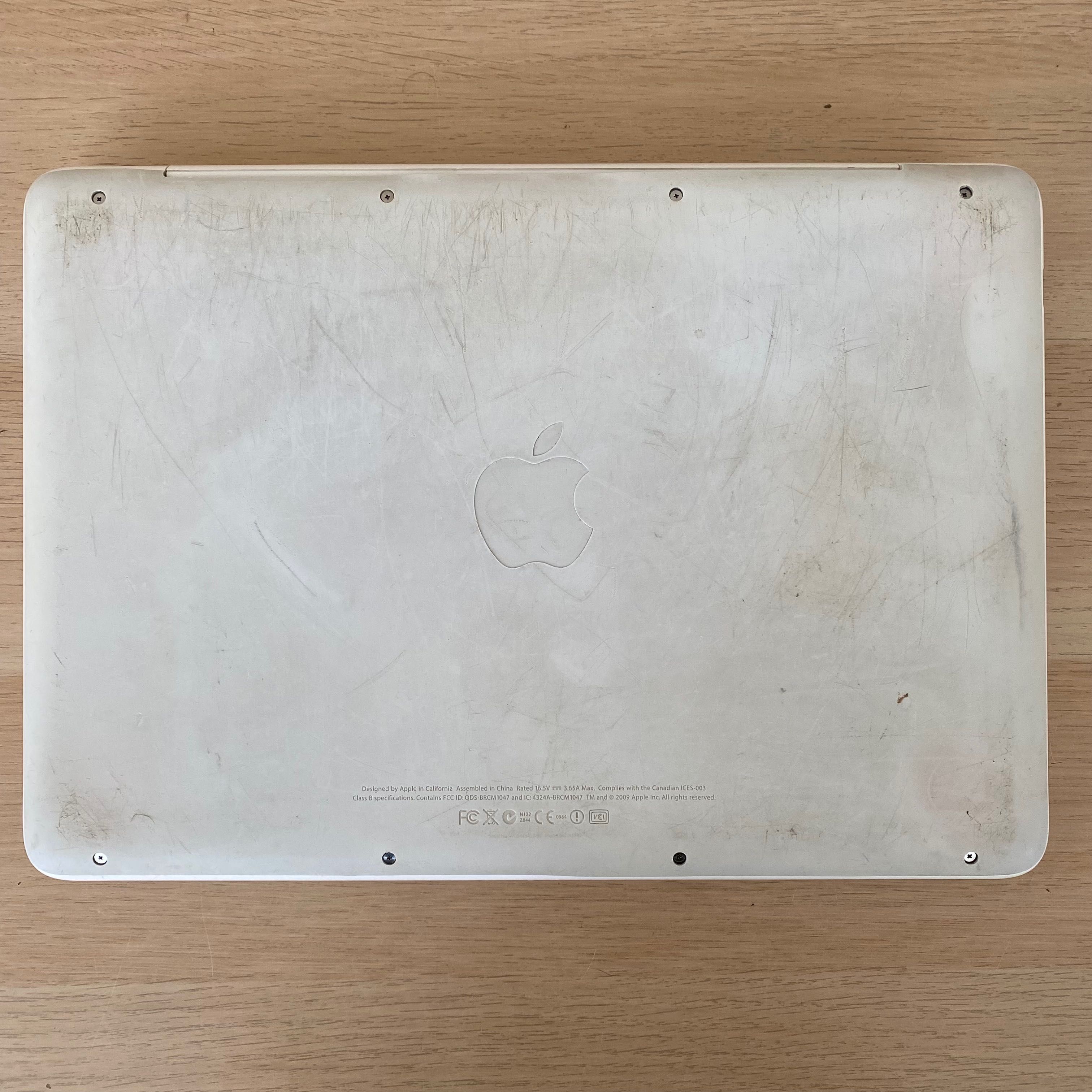 MacBook A1342 Unibody Branco Raro 5/256gb SSD 13" C/MagSafe original