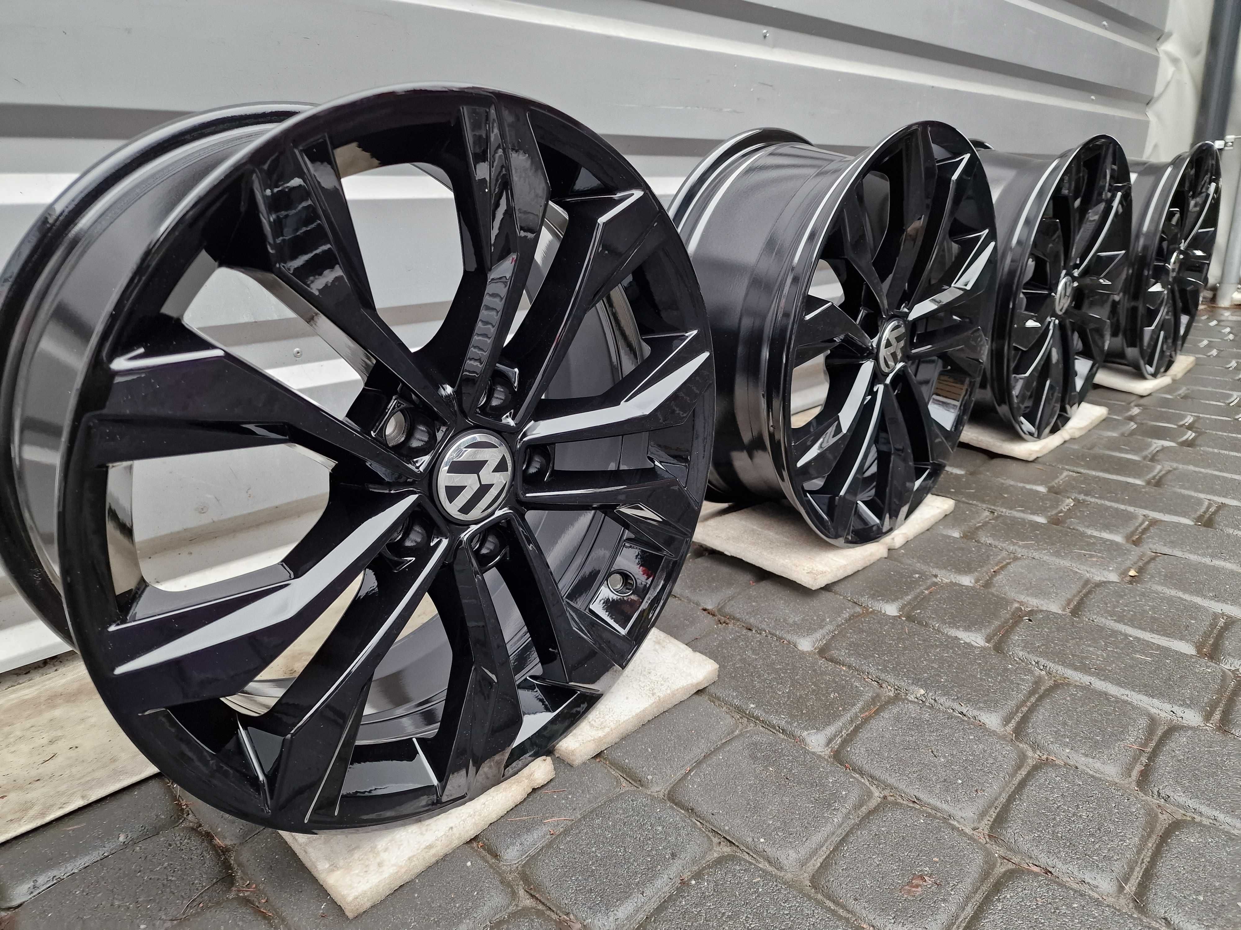 Oryginalne Felgi 17" VW Volkswagen Golf Touran Passat