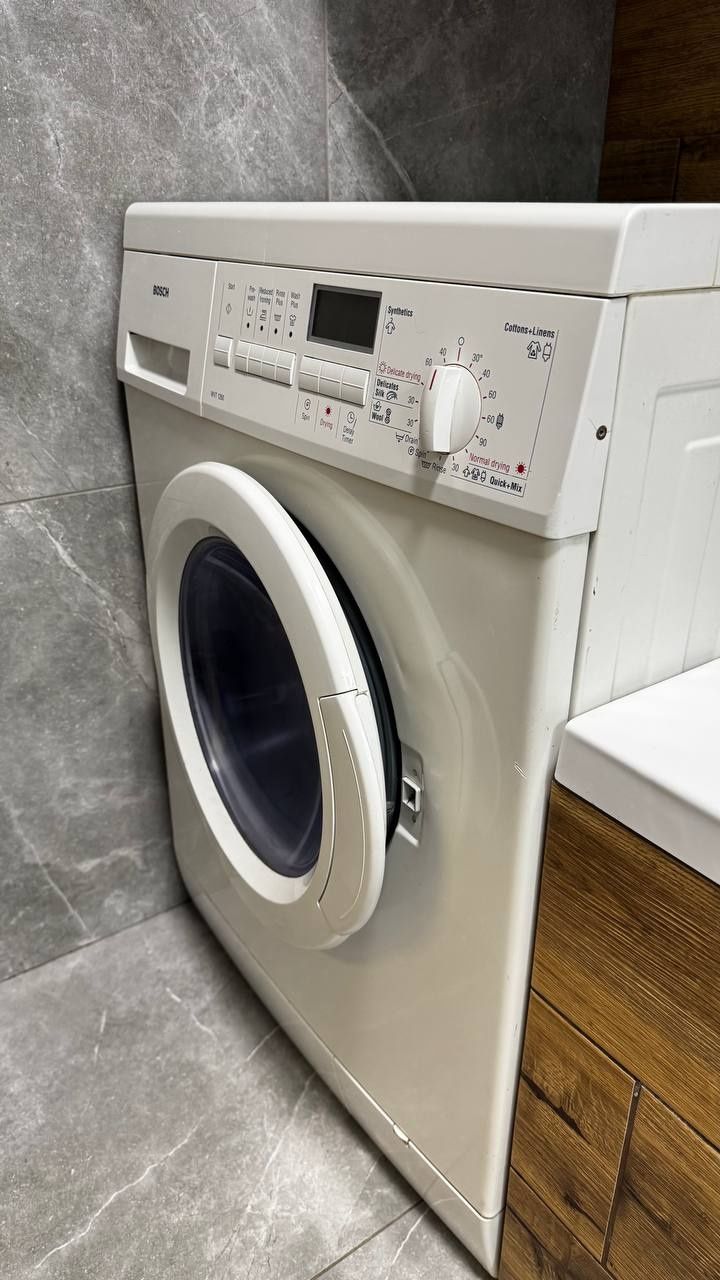 Пральна машина Bosch WVT 1260 — б/в