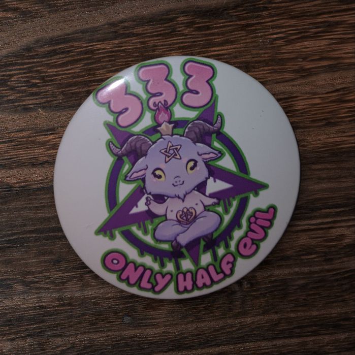 Przypinka,333,Kozioł,szatan,metal,śmieszne,mroczne,Mikołajki,prezent