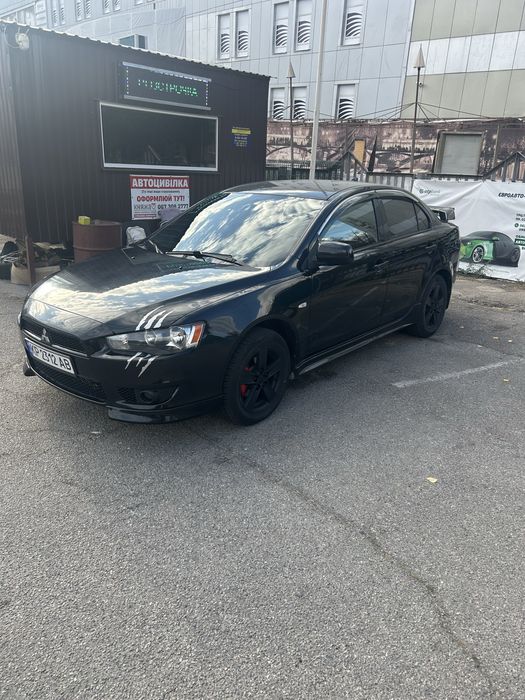 Mitsubishi Lancer 10