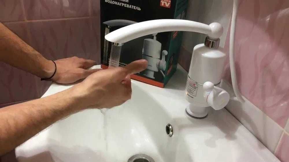 Электрический водонагреватель смеситель для кухни кран экраном и душем