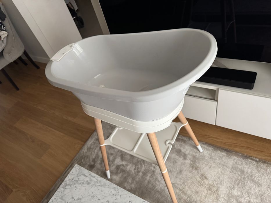 Bebe-jou Stojak i wanienka z czujnikiem temp wody, otoczenia i timerem