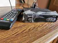 DEKODER telewizyjny DVB-T2 Edison Picco T265