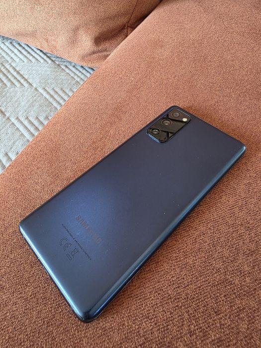 Samsung Galaxy S20 FE 5G 6/128GB - stan bardzo dobry, 100% sprawny!