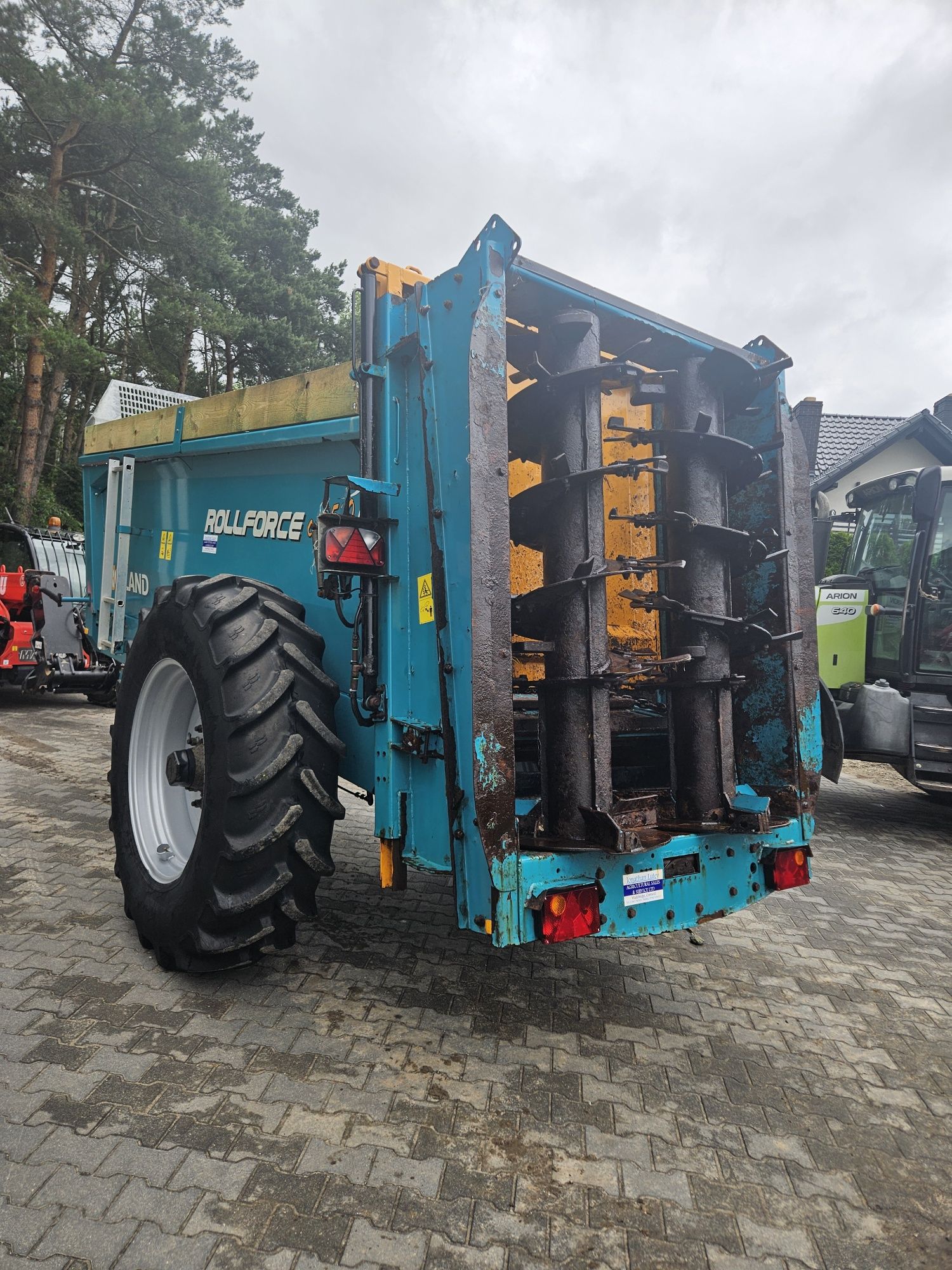 Rozrzutnik obornika Rolland Rollforce C-4510 19Rok talerze