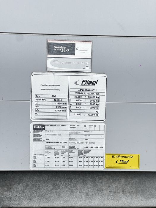 Продам напівпричіп Fliegl штора 2015