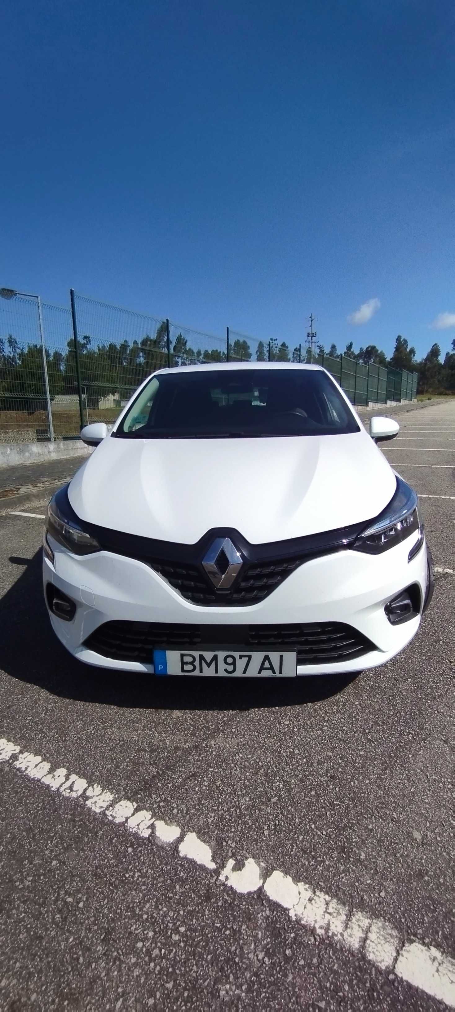 Clio 101-Cv  de 6 velocidades a Diesel C/Garantia