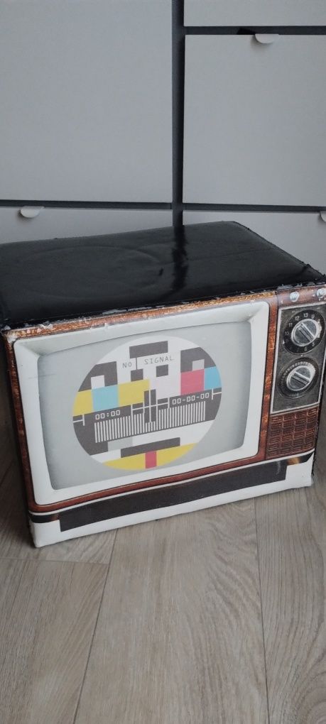 Pufa, telewizor, PRL, ozdobna, nieotwierana