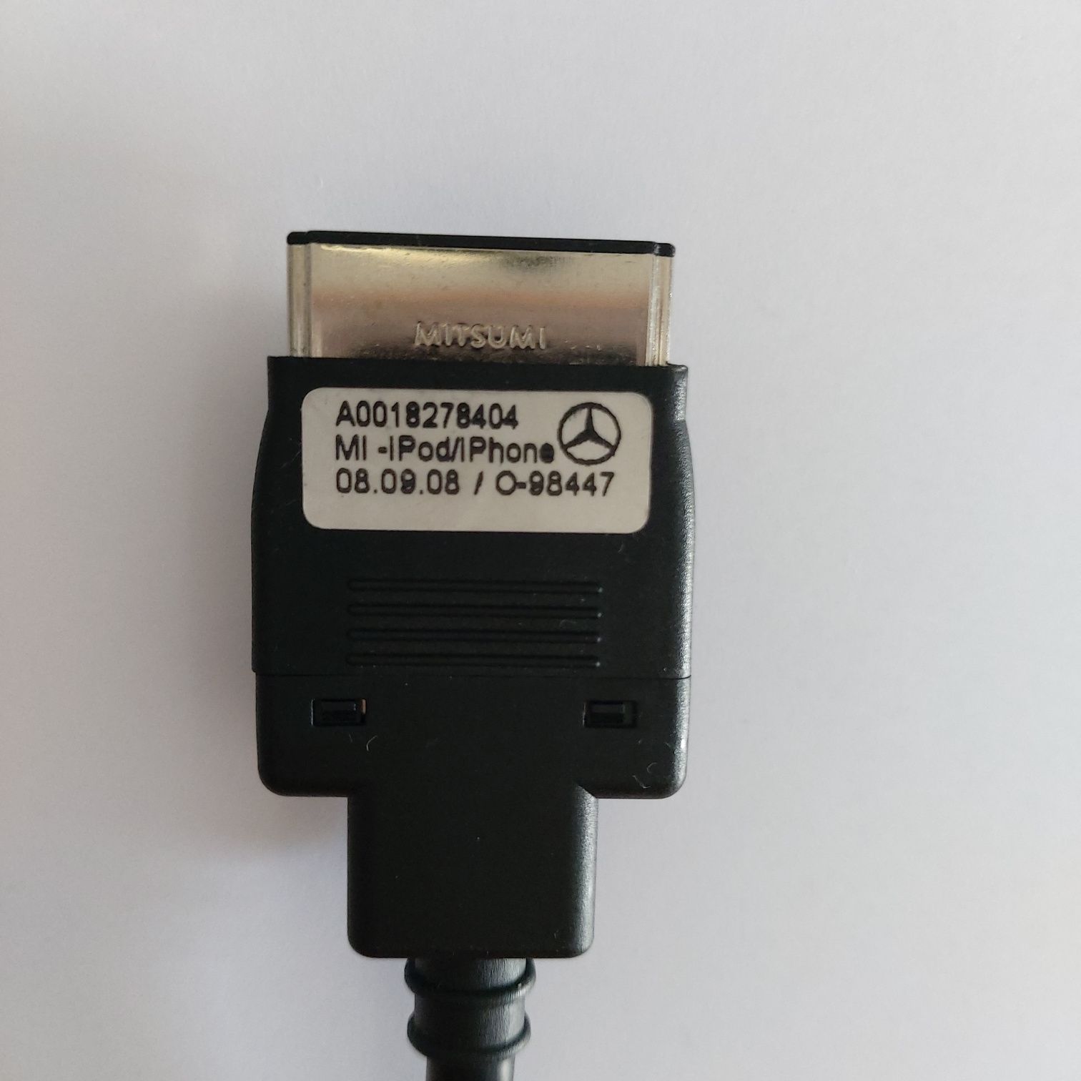 Oryginalny kabel Mercedes adapter ipod iphone