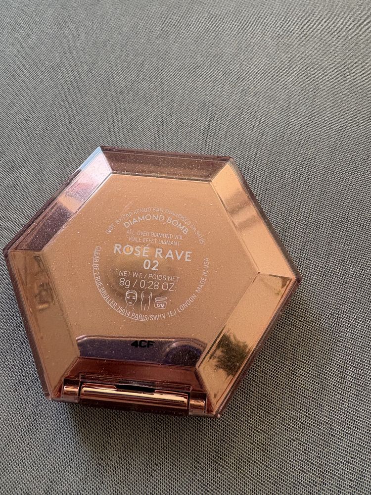 Fenty beauty Diamond Bomb