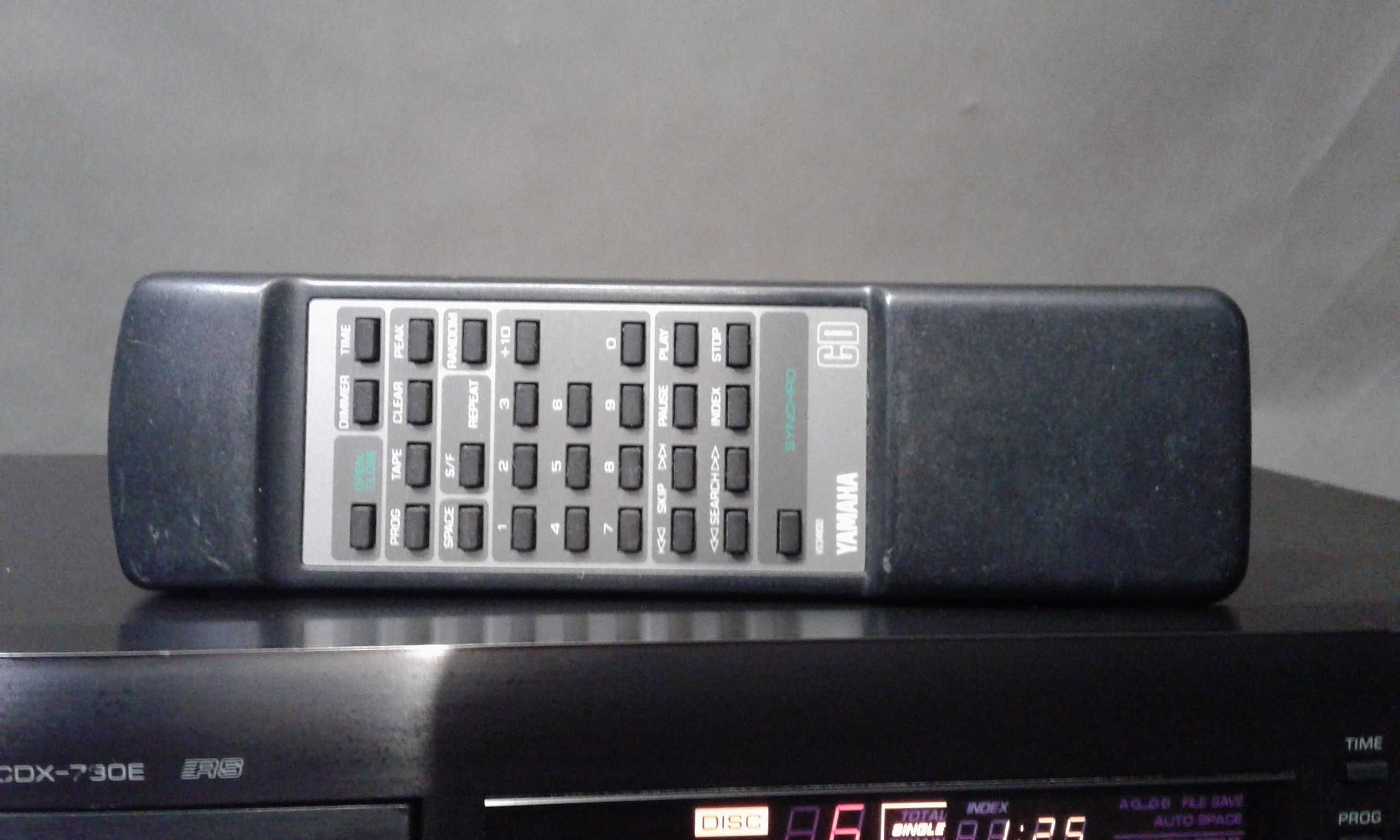 YAMAHA CDX- 730E,pilot,  odtwarzacz cd