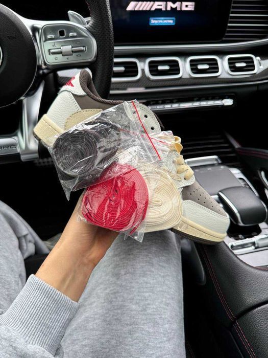 Кросівки Nike Air Jordan 1 Low OG SP Travis Scott Reverse Mocha люкс