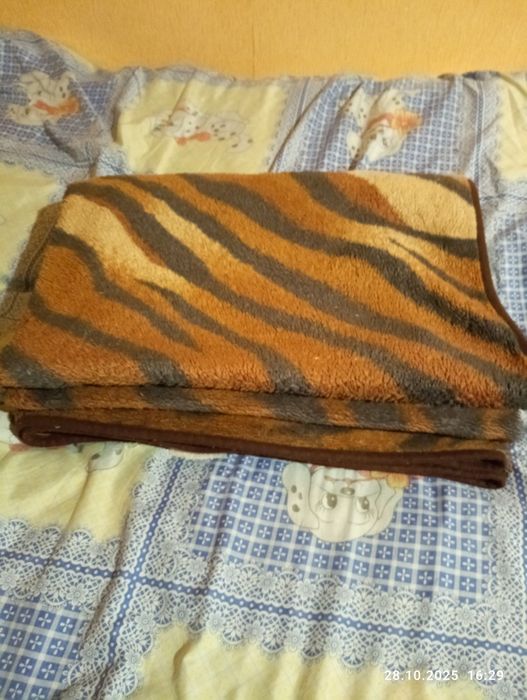 Шерстяной плед покрывало.