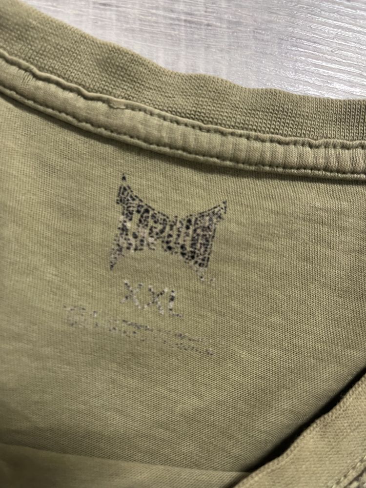 Продам футболку Tapout