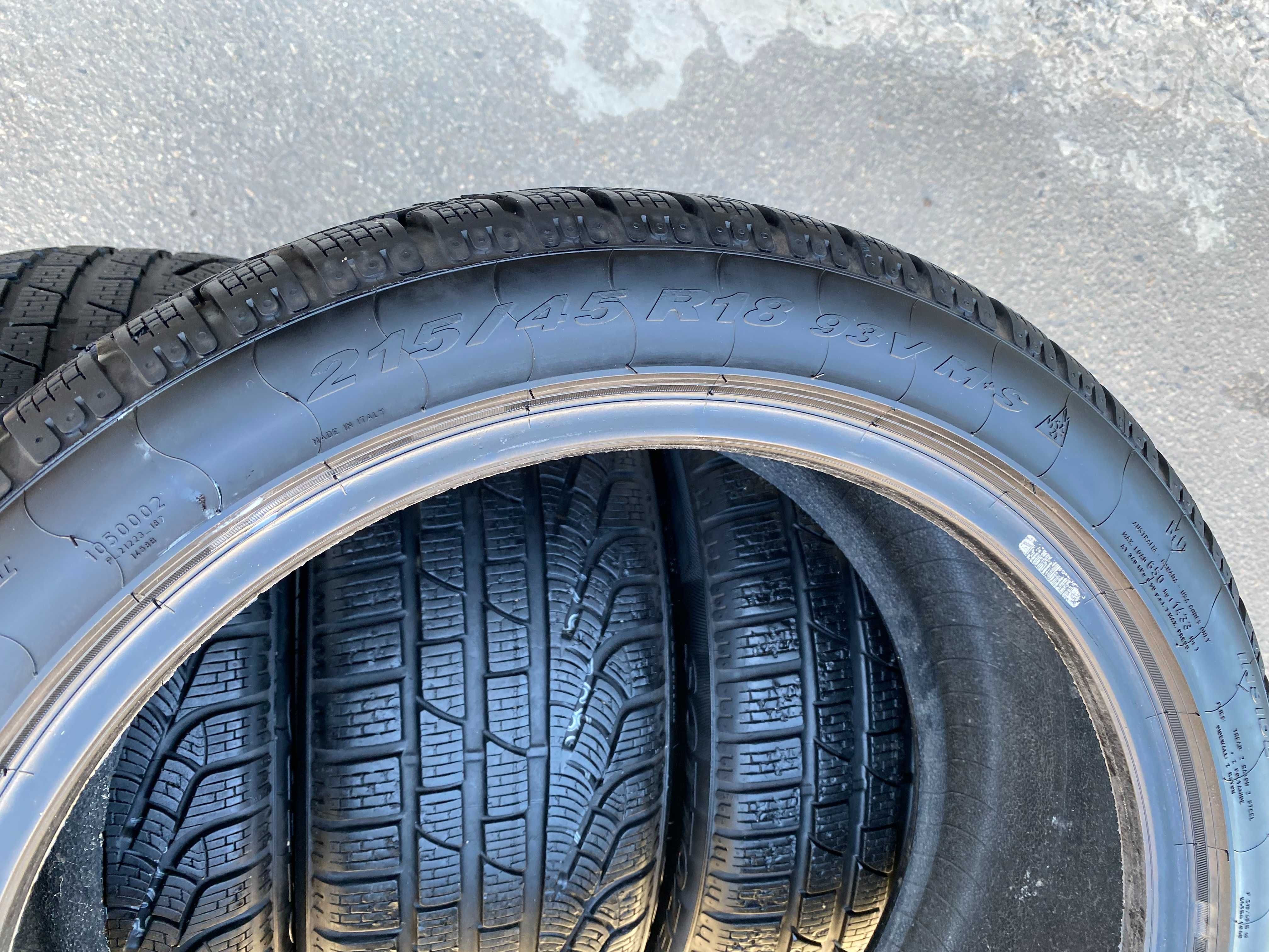 Комплект зимней резины Pirelly Sottozero 93 V. 215.45.18