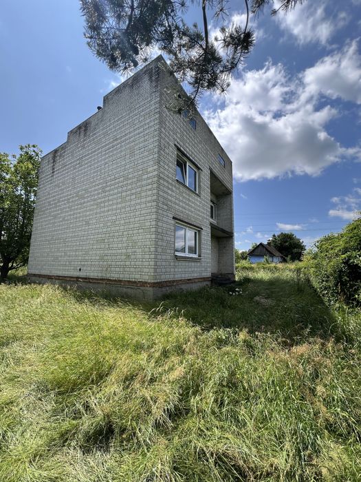 Продаж будинку  в с Семенівка 89000$ ділянка 37сот