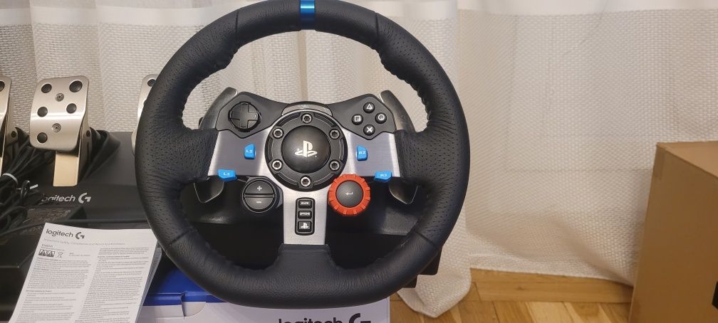 Комплект (кермо, педалі) Logitech G29 Driving Force Racing