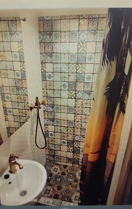 tir-04 Продам квартиру с ремонтом, на  ул. 10 Апреля