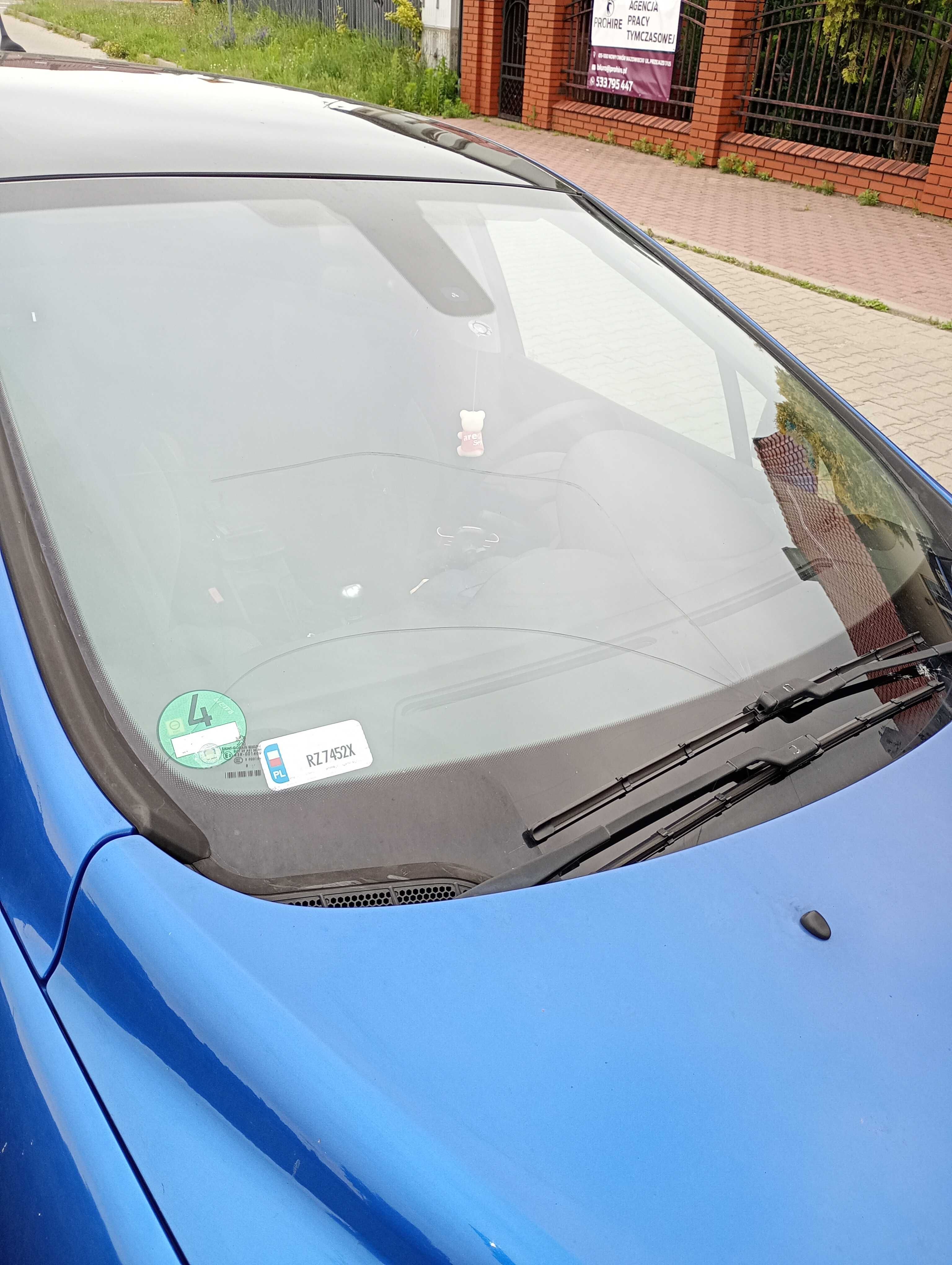 Peugeot 308 1,6 benzyna