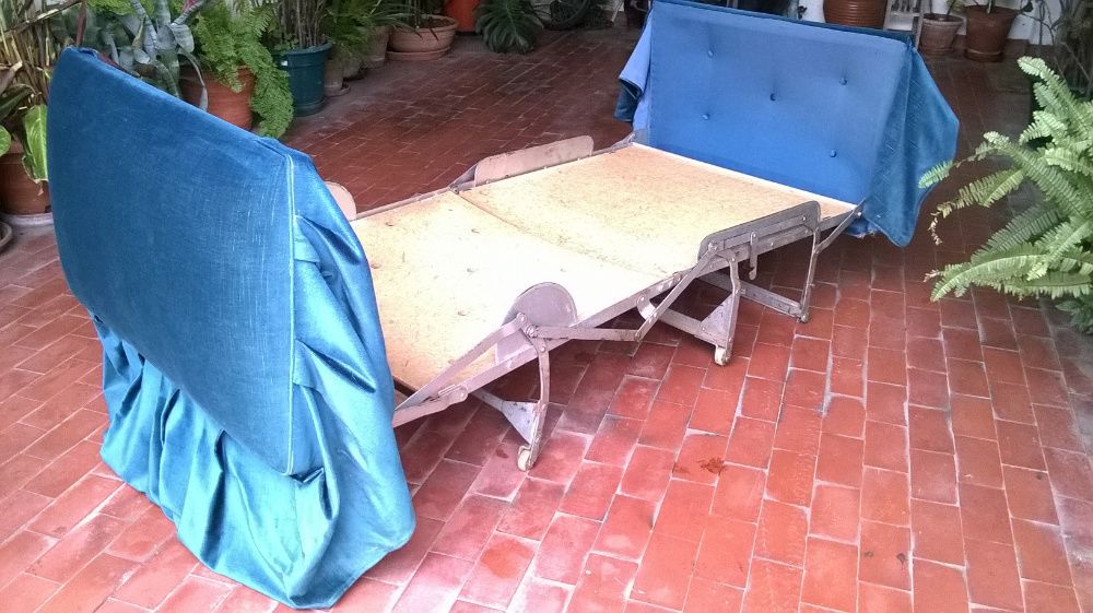 Sofá-cama articulado