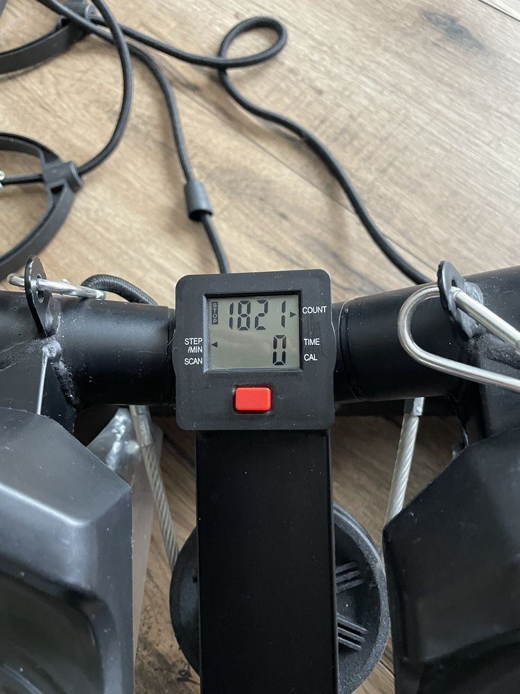 Stepper skrętny z linkami