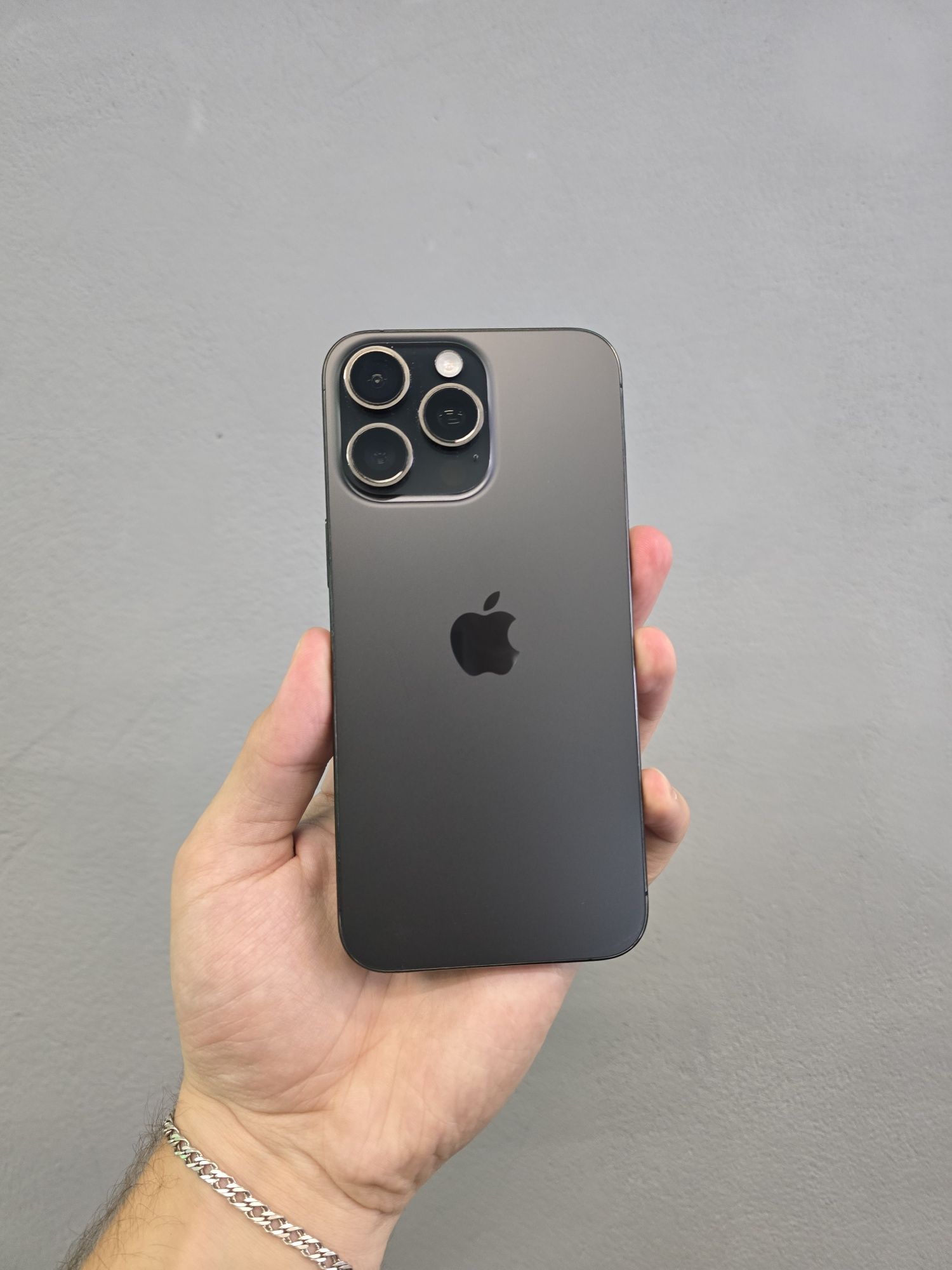 iPhone 15 Pro Max 256Gb Black Titanium Neverlock з Гарантією