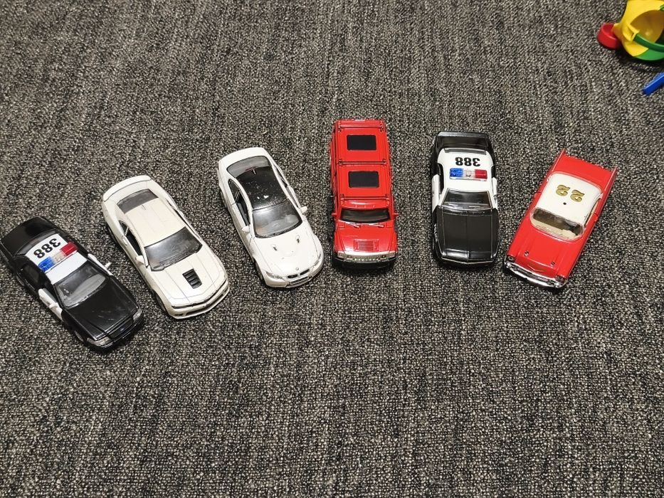 Металеві машини модельки