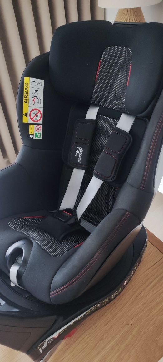 Fotelik obrotowy Britax Romer dualflix