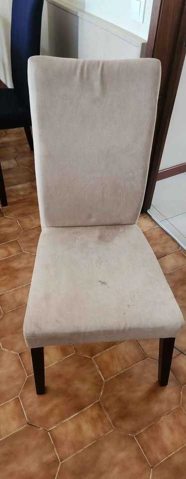Mesa e 8 cadeiras extensivel