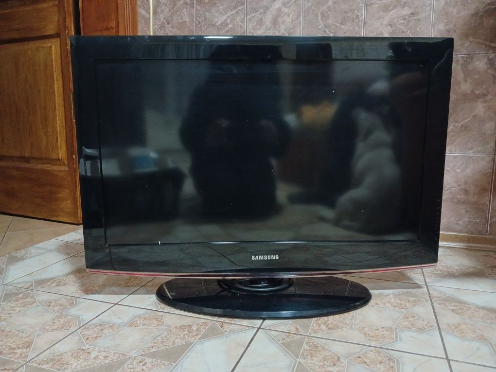 Телевізор samsung LE32B45C4W плазма 32'