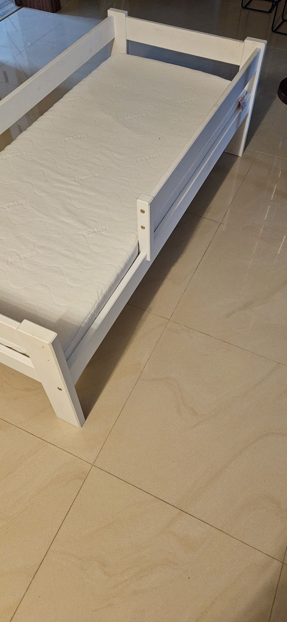 Łóżko 70x160 z materacem