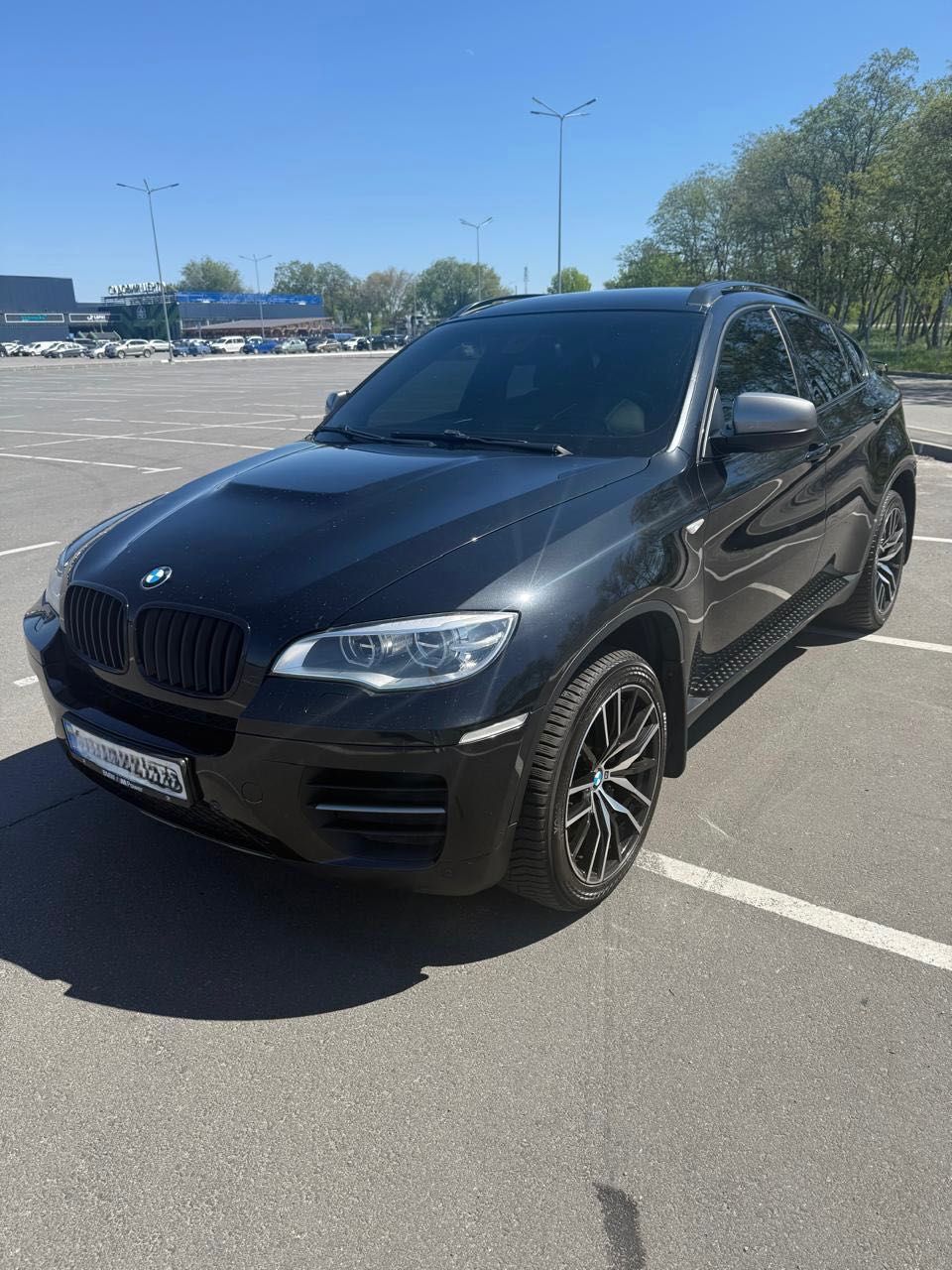 Автомобіль BMW X6M 50d