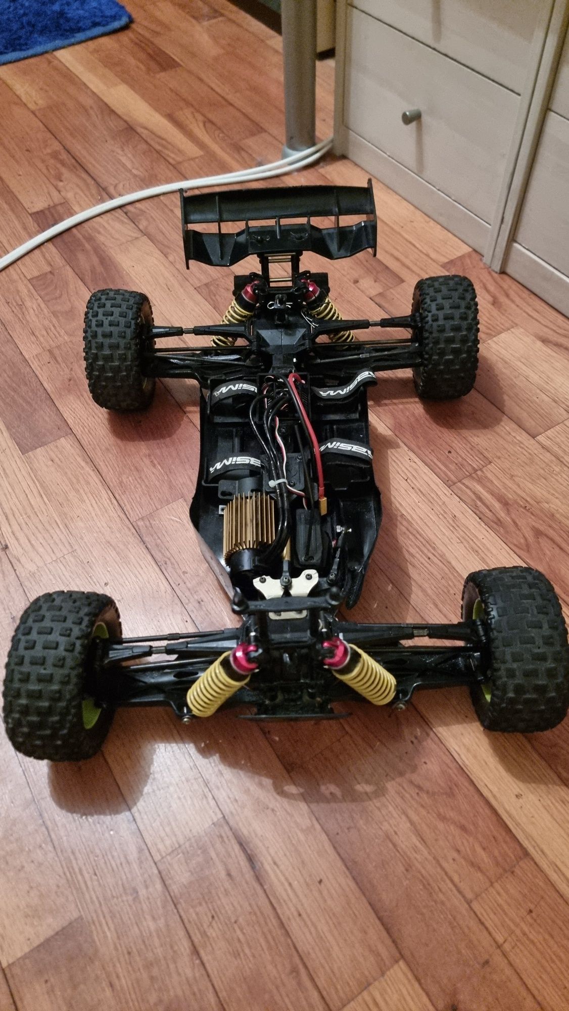 Buggy rc escala 1/10 4s