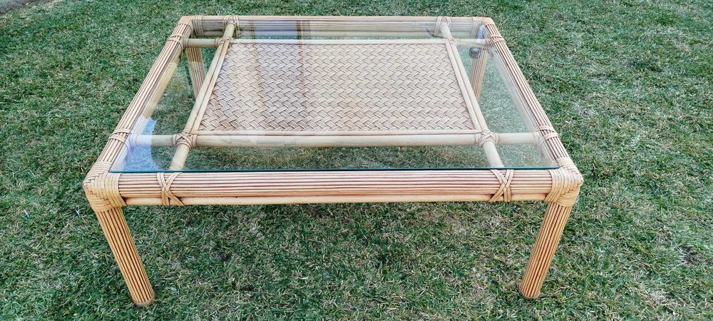 Conjunto Mesinha de estar/jardim c/ 4 bancos