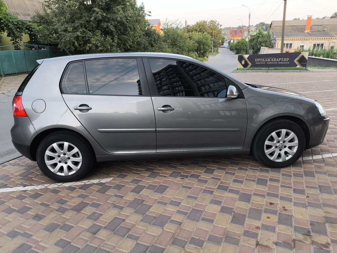 Volkswagen golf 5