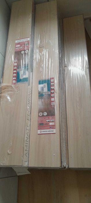 Panele podłogowe Swiss Krono Dąb Włoski 7mm AC4