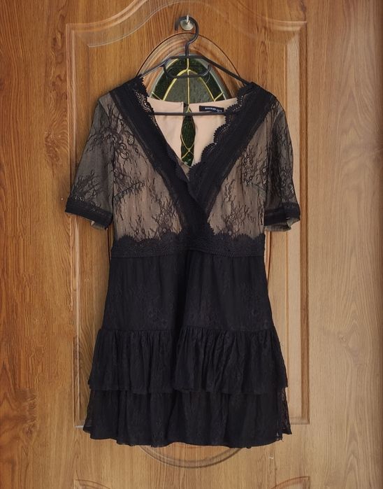 Koronkowa sukienka Reserved rozmiar M