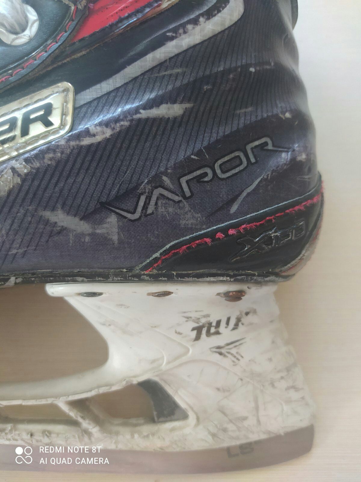 Хоккейные коньки Bauer Vapor X100 5,5D