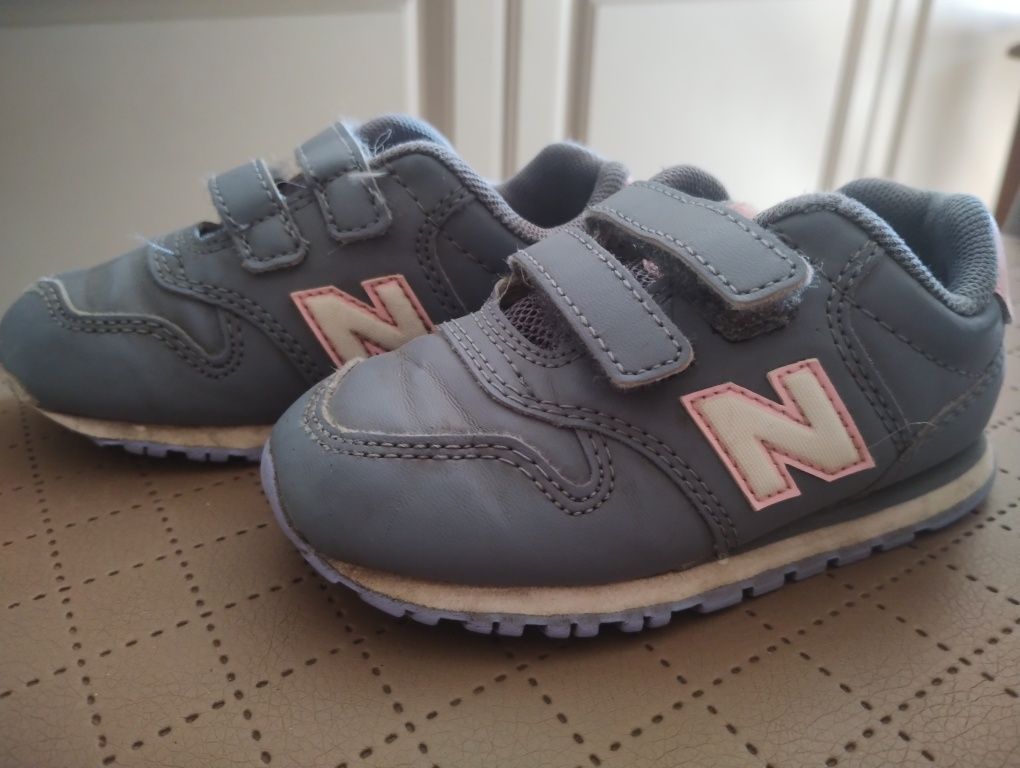 Buty adidasy NewBalance dla dziewczynki