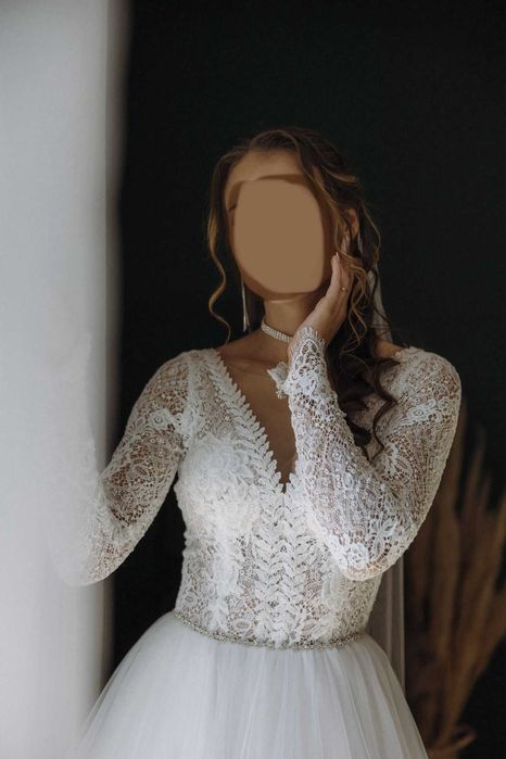 Piękna Suknia Ślubna Śnieżnobiała