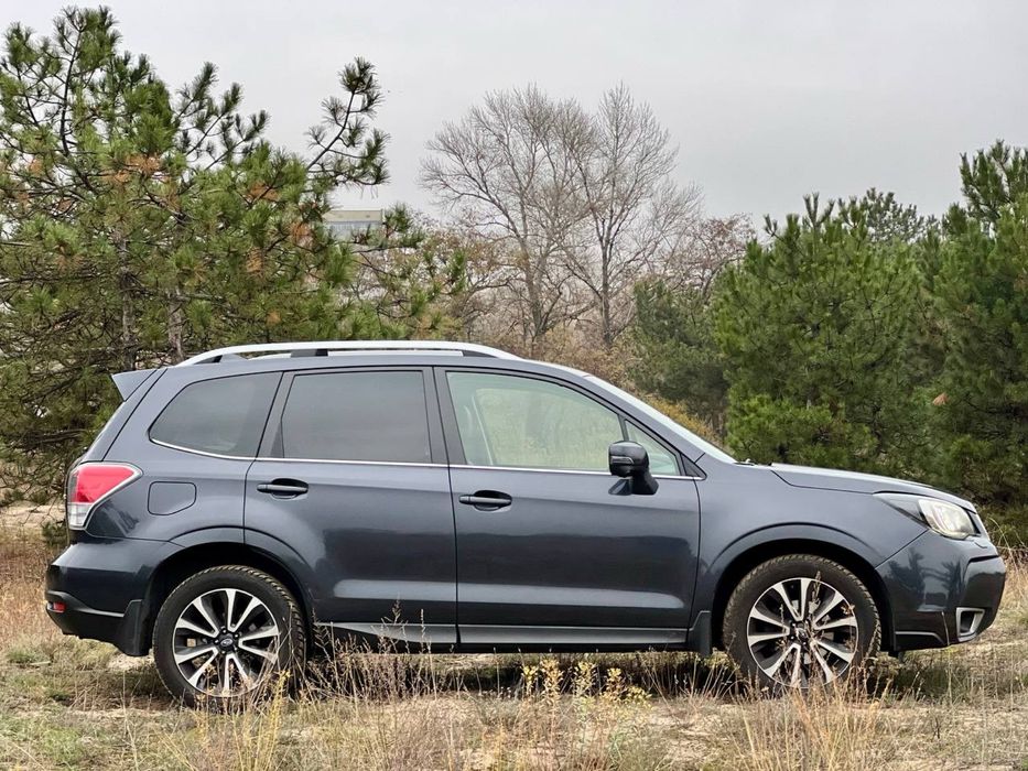 Subaru Forester 2017 официал, 1 владелец, целый по кузову