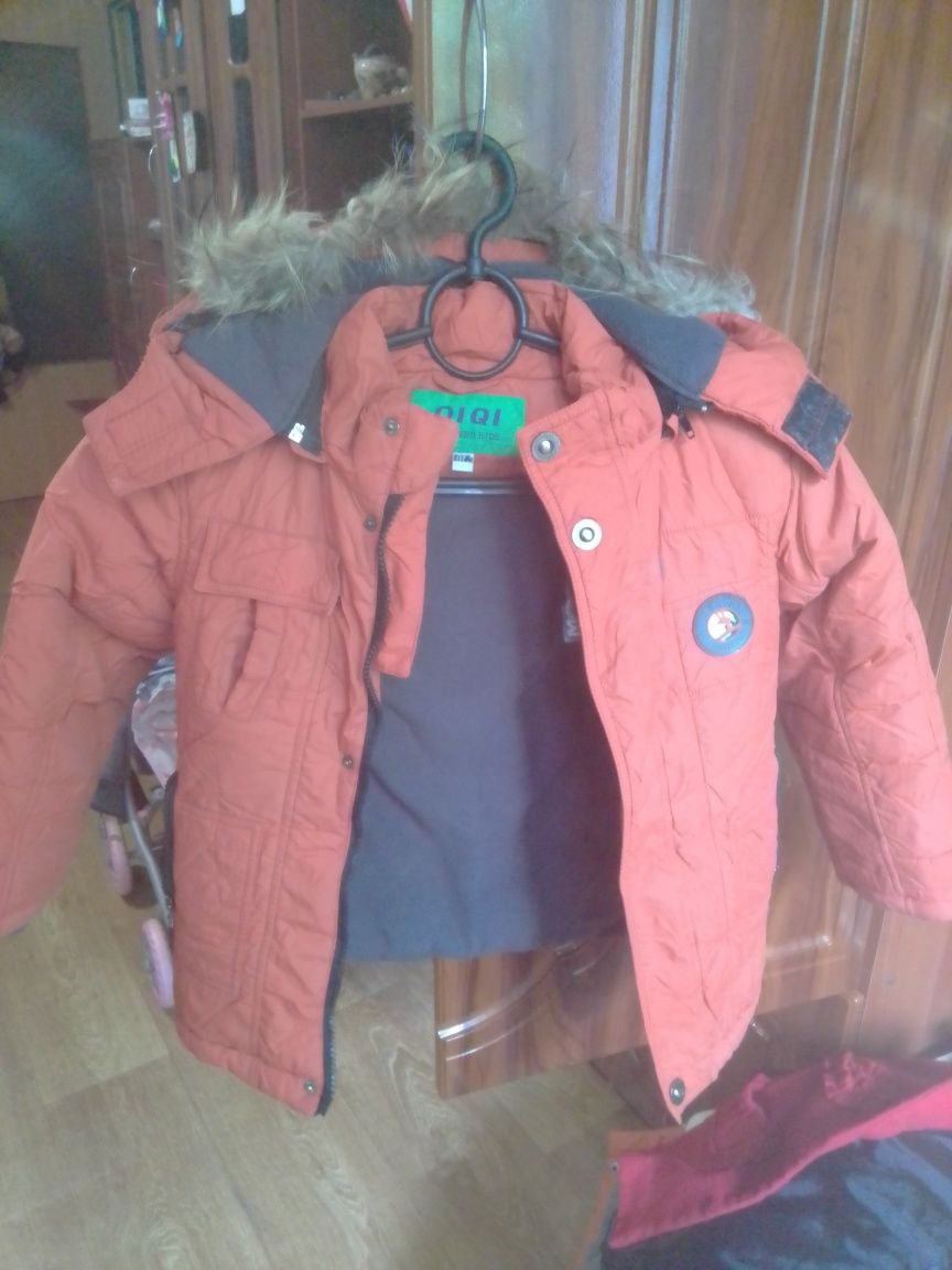 Дитячі зимові куртки