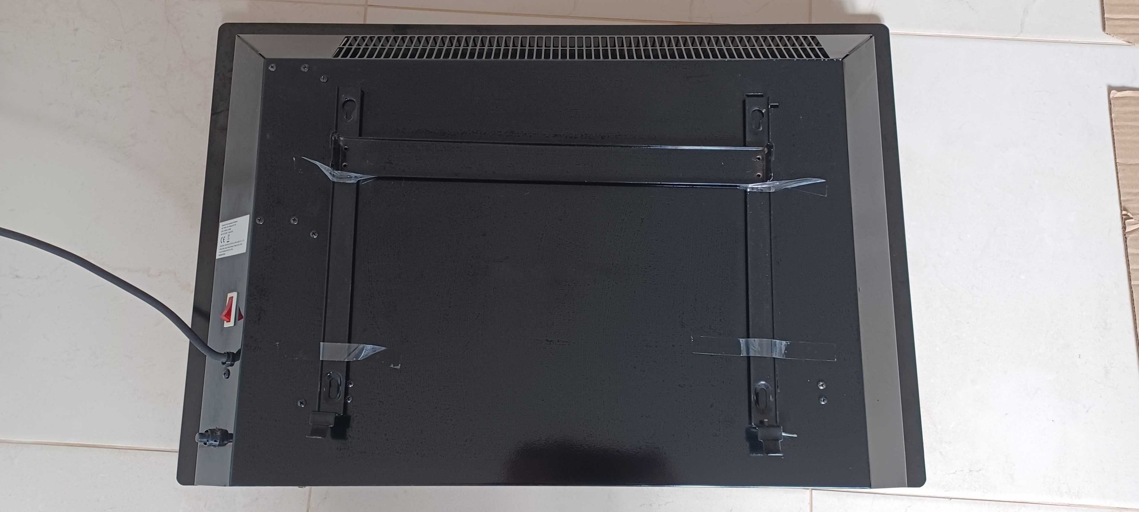 Radiador Elétrico Mural com painel de Vidro, 1500 W, Preto