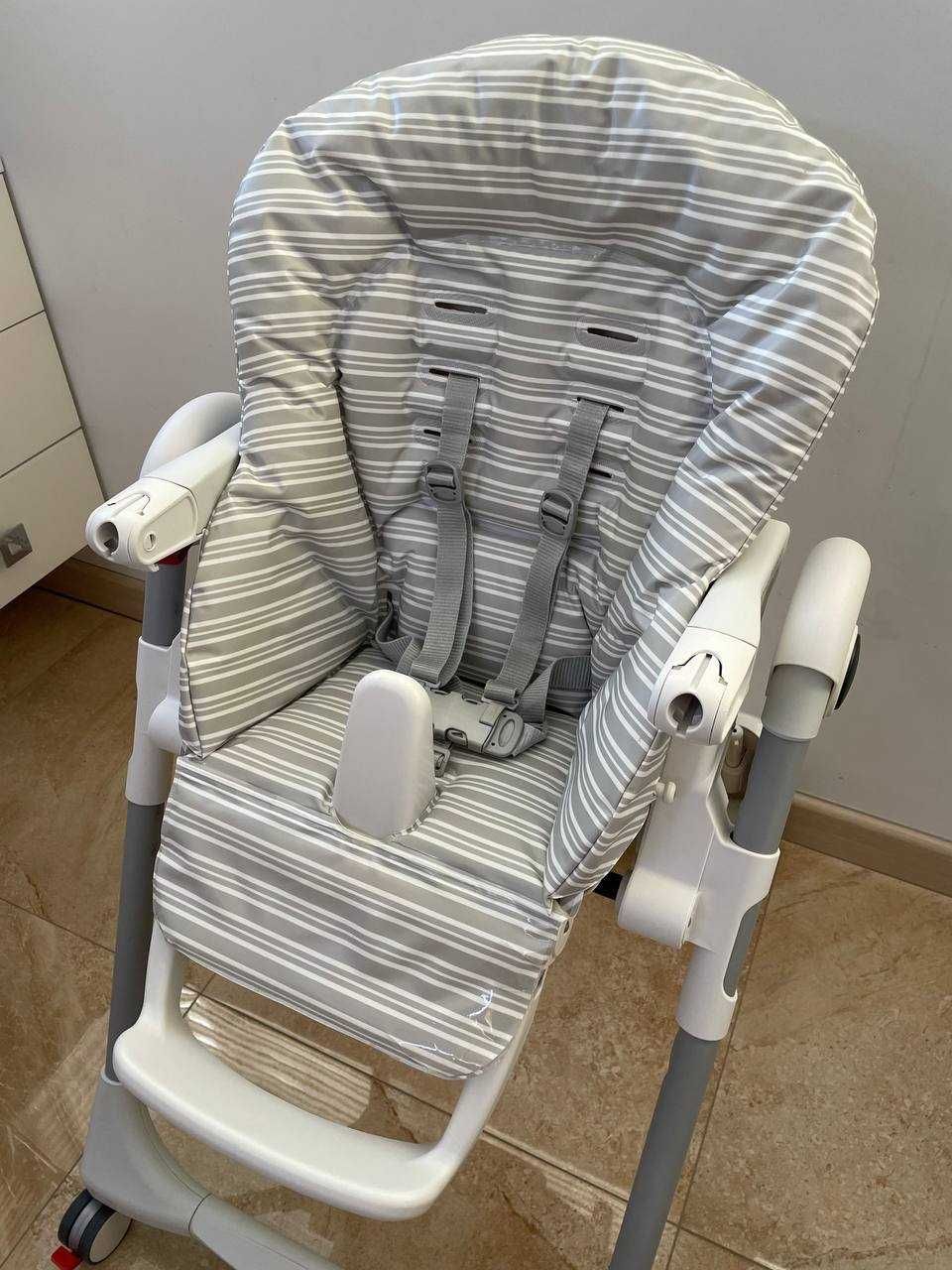 Продам Стульчик для кормления Peg-Perego Prima Pappa Follow Me