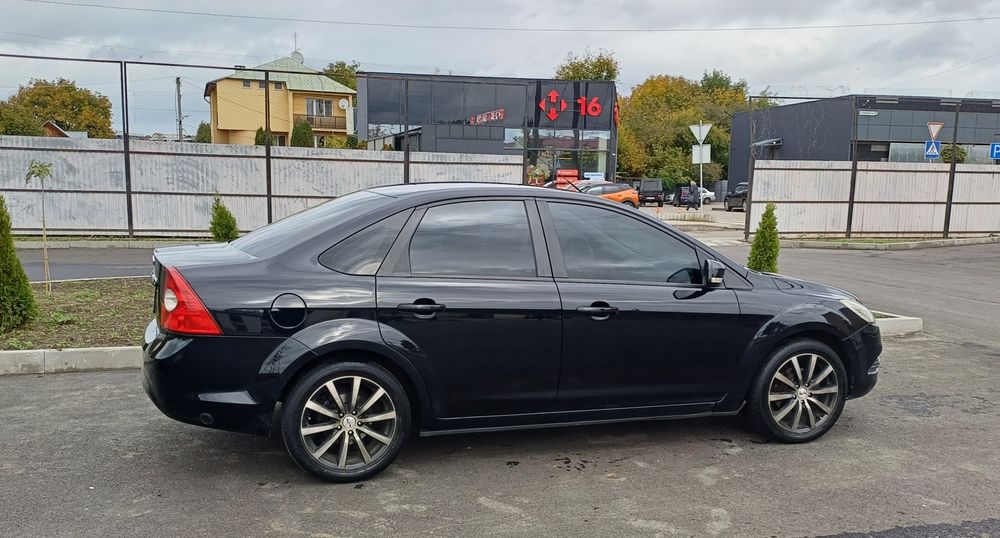 Форд Фокус 1.6 газ/бенз